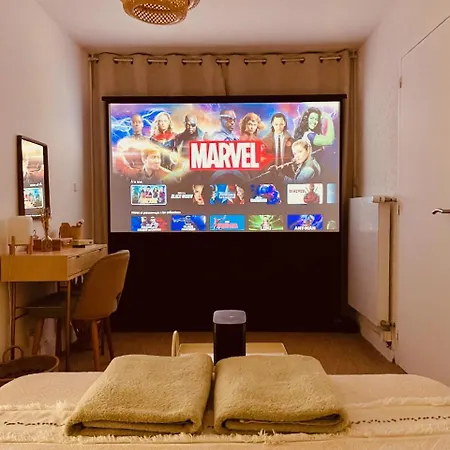 Nocleg ze śniadaniem Couvent Des Cordelieres En Supplement 4*