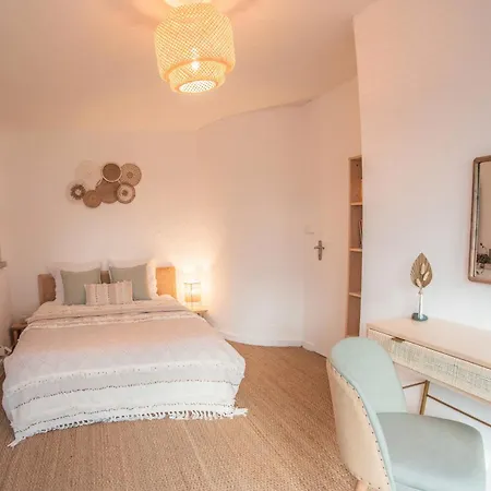 Couvent Des Cordelieres Option Bed & Breakfast Vezins