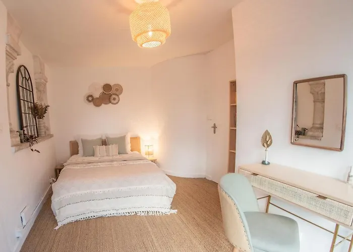 Couvent Des Cordelieres En Supplement 4*